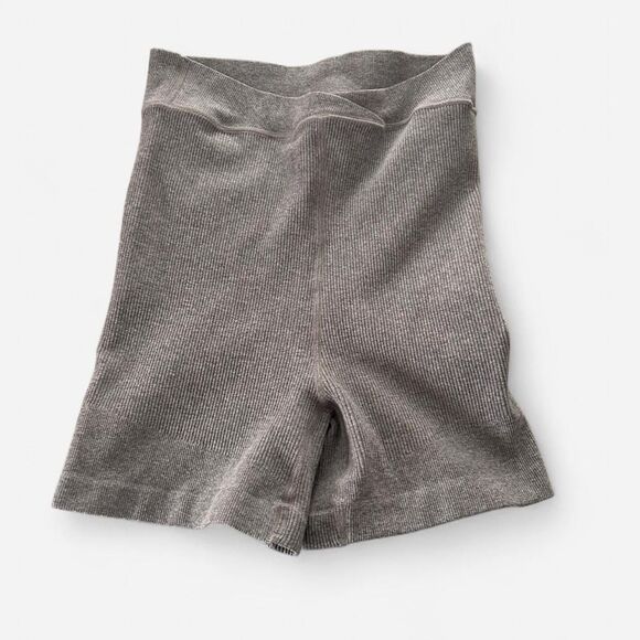 free people movement free throw grey ribbed knit biker shorts Large - Picture 3 of 5
